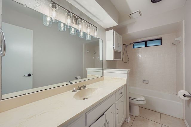 205 Rock Springs Court, Waxahachie, TX 75165