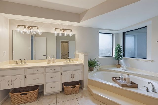 205 Rock Springs Court, Waxahachie, TX 75165