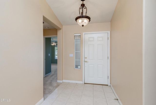 9817 Cinderella Avenue, Bakersfield, CA 93311