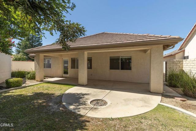 9817 Cinderella Avenue, Bakersfield, CA 93311