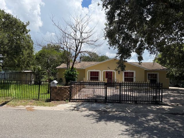 711 S EMORY AVENUE, Kissimmee, FL 34741