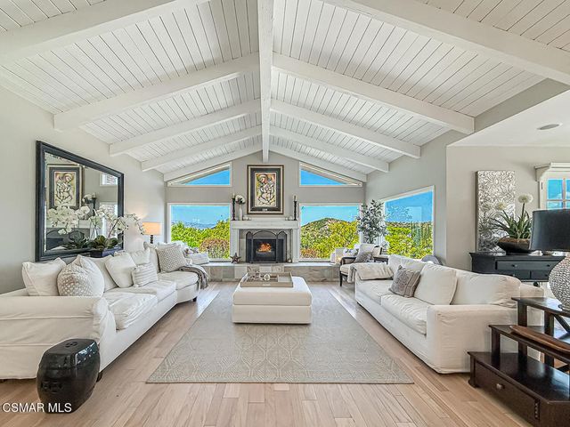 5 Concho Lane, Bell Canyon, CA 91307