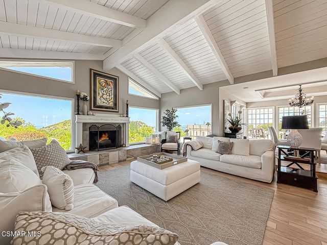 5 Concho Lane, Bell Canyon, CA 91307