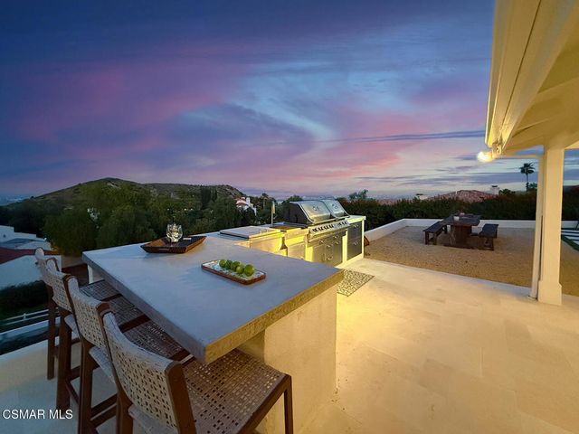 5 Concho Lane, Bell Canyon, CA 91307