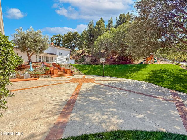 5 Concho Lane, Bell Canyon, CA 91307