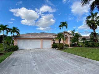 3419 Allegheny CT, Naples, FL 34120