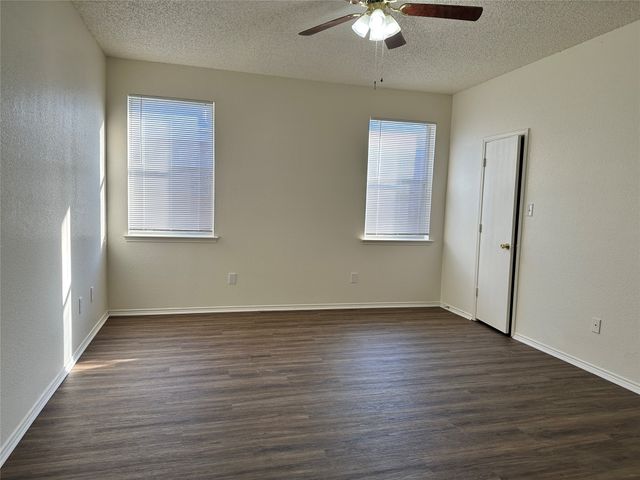 4412 Park Creek Court, Fort Worth, TX 76137