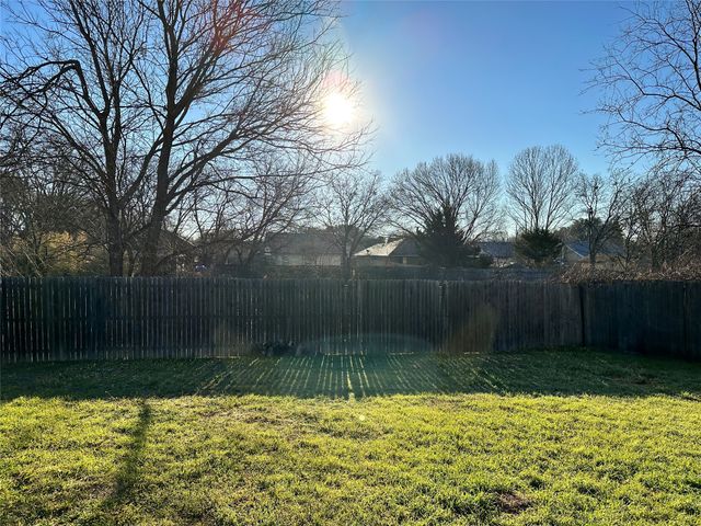 4412 Park Creek Court, Fort Worth, TX 76137