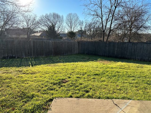 4412 Park Creek Court, Fort Worth, TX 76137