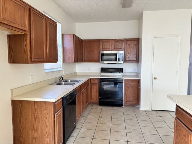 4412 Park Creek Court, Fort Worth, TX 76137