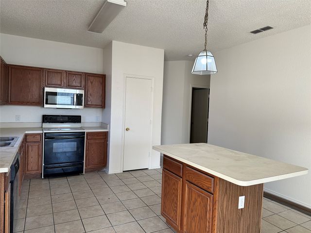 4412 Park Creek Court, Fort Worth, TX 76137