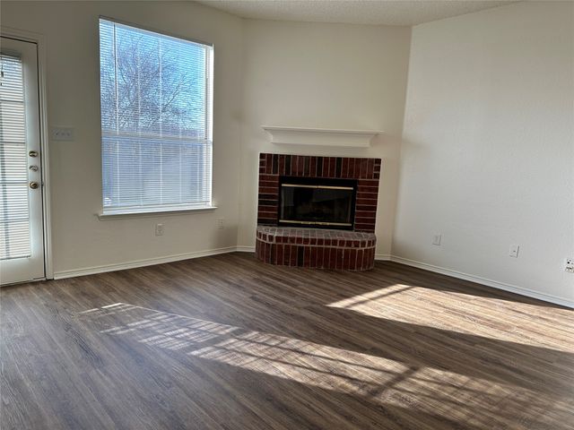 4412 Park Creek Court, Fort Worth, TX 76137