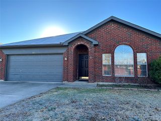 4412 Park Creek Court, Fort Worth, TX 76137