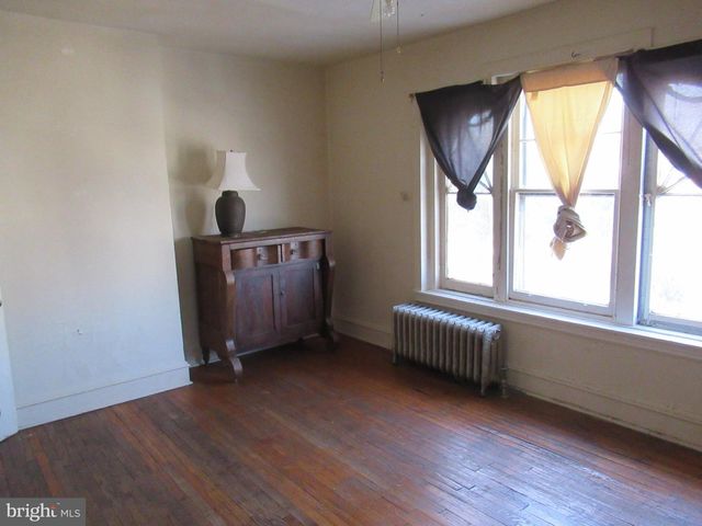 5022 NEWHALL ST, Philadelphia, PA 19144