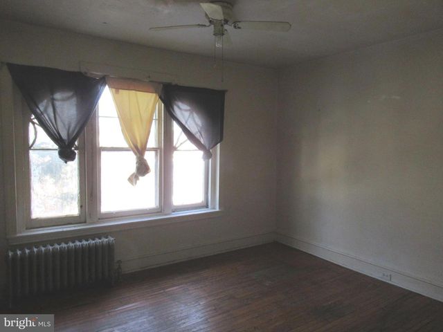 5022 NEWHALL ST, Philadelphia, PA 19144