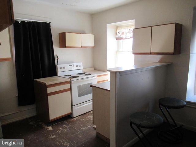 5022 NEWHALL ST, Philadelphia, PA 19144