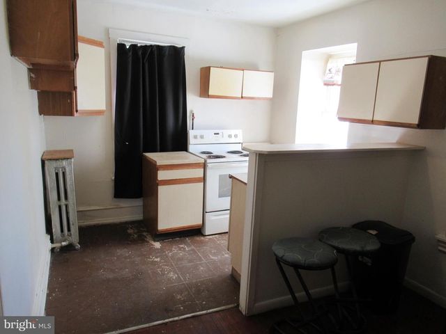 5022 NEWHALL ST, Philadelphia, PA 19144