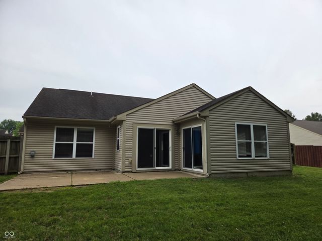 7440 Oakview Drive, Avon, IN 46123