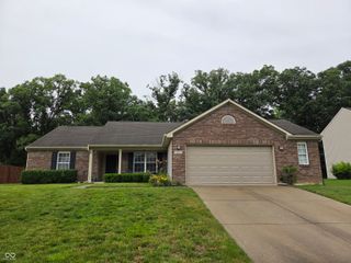 7440 Oakview Drive, Avon, IN 46123