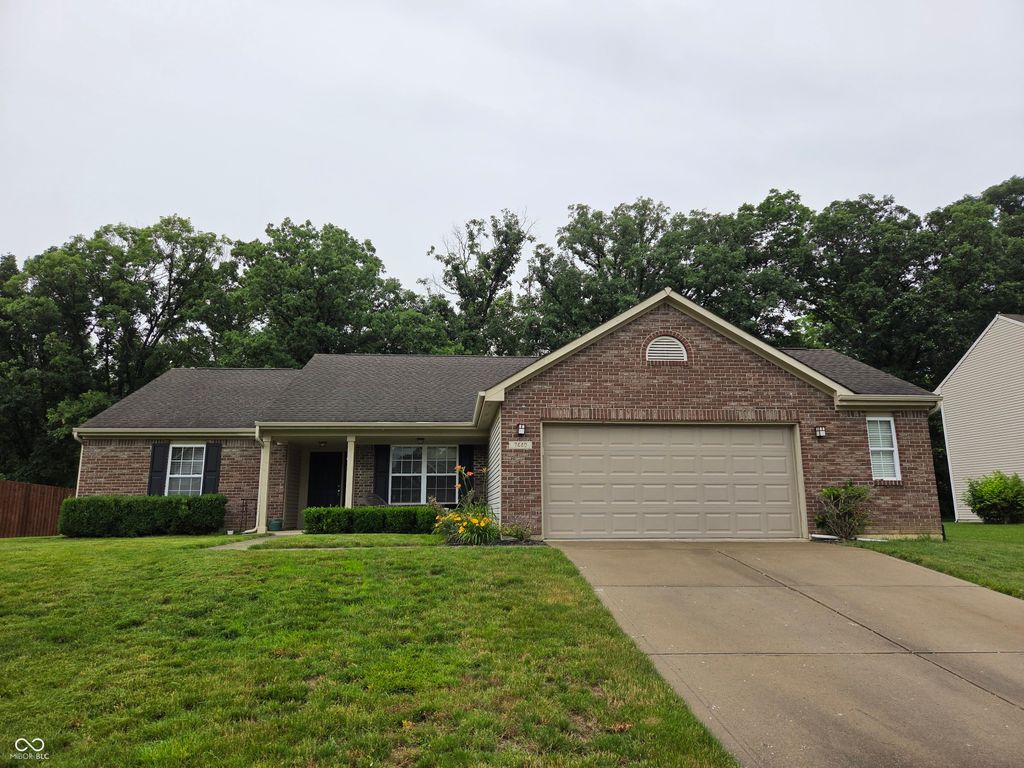 7440 Oakview Drive, Avon, IN 46123