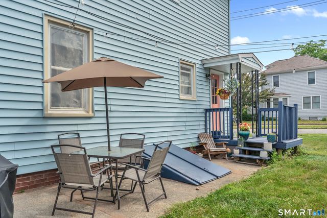 104 White Street, West Haven, CT 06516