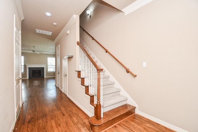 3202 Holly Meadow Drive, Houston, TX 77042