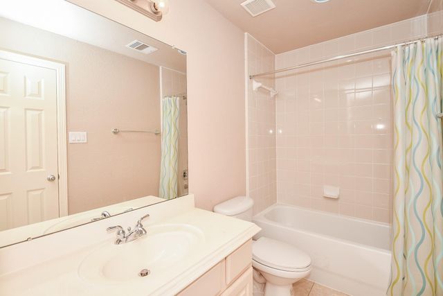 3202 Holly Meadow Drive, Houston, TX 77042