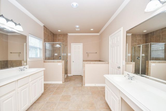 3202 Holly Meadow Drive, Houston, TX 77042