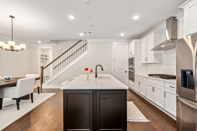 2067 Braidwood Ln, Franklin, TN 37064