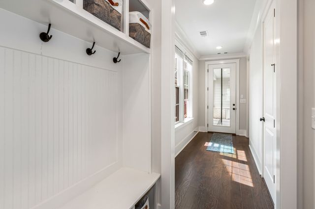 2067 Braidwood Ln, Franklin, TN 37064