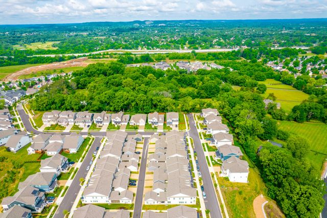 2067 Braidwood Ln, Franklin, TN 37064