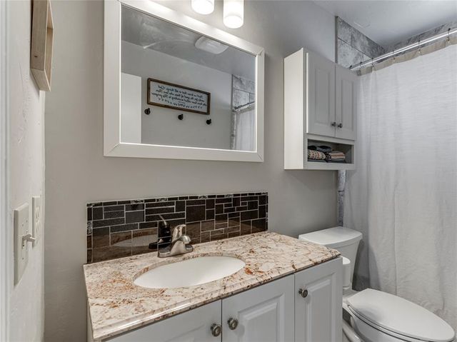 8225 NW 38th Terrace, Bethany, OK 73008