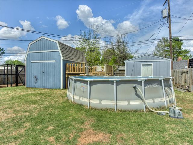 8225 NW 38th Terrace, Bethany, OK 73008