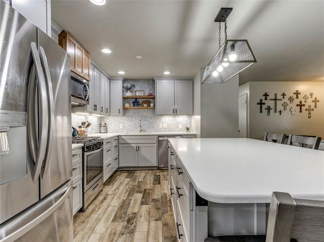 8225 NW 38th Terrace, Bethany, OK 73008