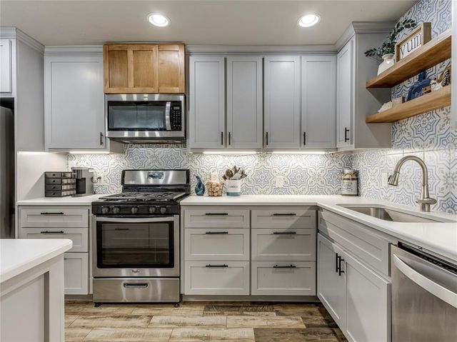 8225 NW 38th Terrace, Bethany, OK 73008