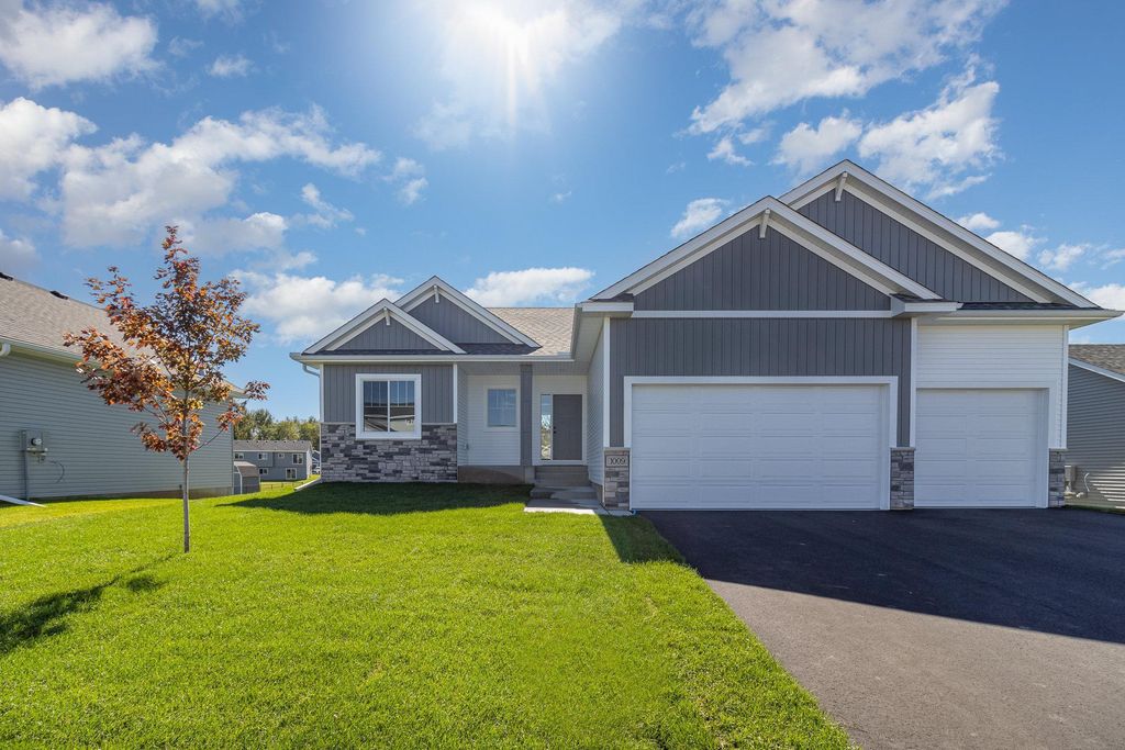 22790 Silverod Street NW, Saint Francis, MN 55070