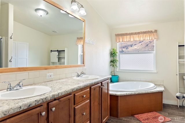 2431 Highway 153, Twisp, WA 98856