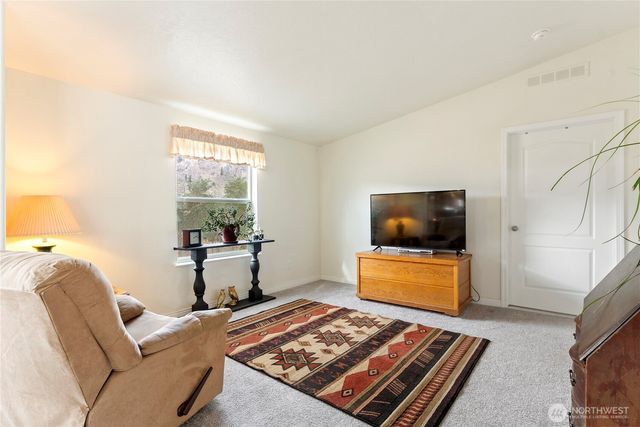 2431 Highway 153, Twisp, WA 98856