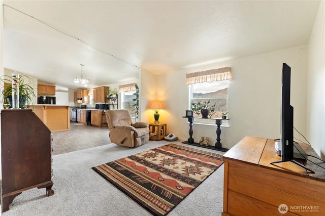 2431 Highway 153, Twisp, WA 98856