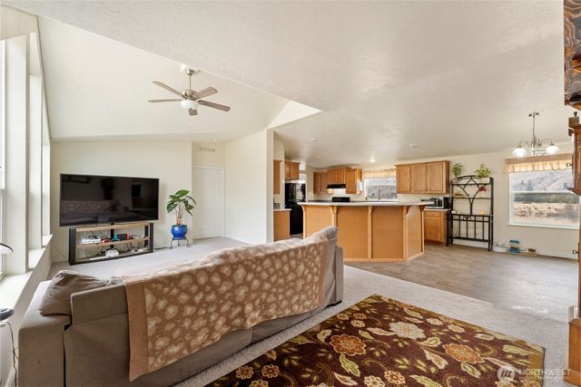 2431 Highway 153, Twisp, WA 98856