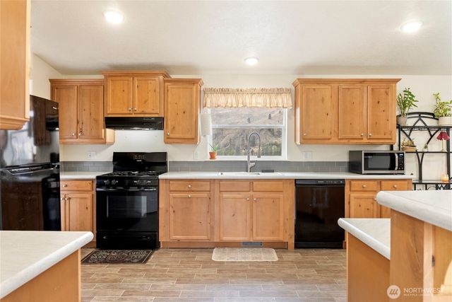 2431 Highway 153, Twisp, WA 98856