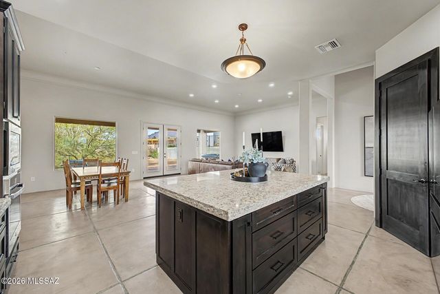 970 W Las Lomitas Road, Tucson, AZ 85704