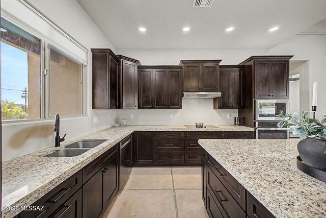 970 W Las Lomitas Road, Tucson, AZ 85704