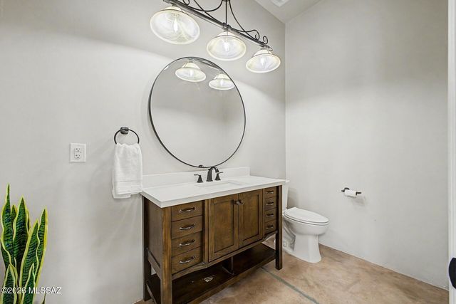 970 W Las Lomitas Road, Tucson, AZ 85704