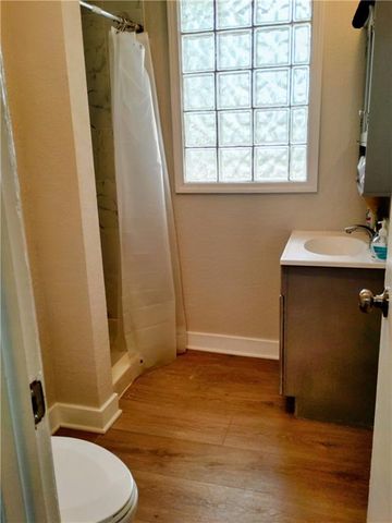 5133 N Cypress Avenue, Kansas City, MO 64119