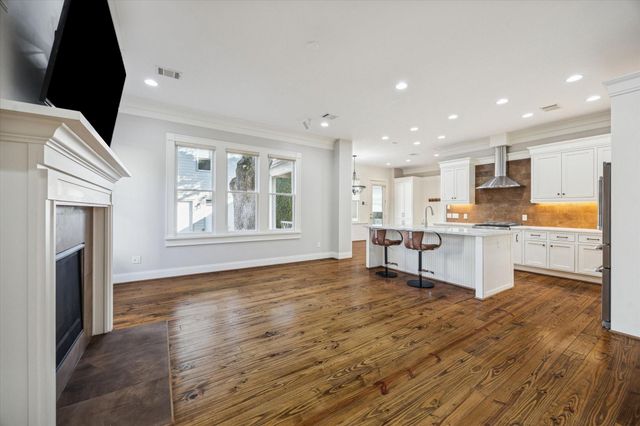 1226 Heights Boulevard, Houston, TX 77008