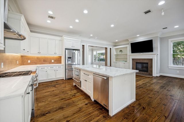 1226 Heights Boulevard, Houston, TX 77008