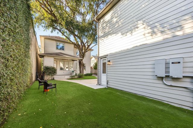 1226 Heights Boulevard, Houston, TX 77008