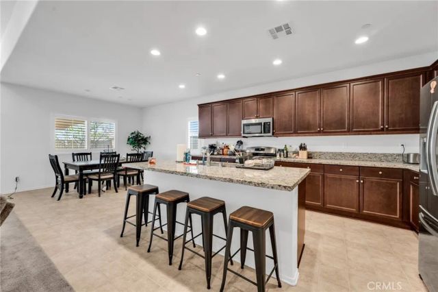16252 Gibson Street, Victorville, CA 92394
