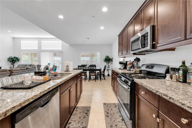 16252 Gibson Street, Victorville, CA 92394